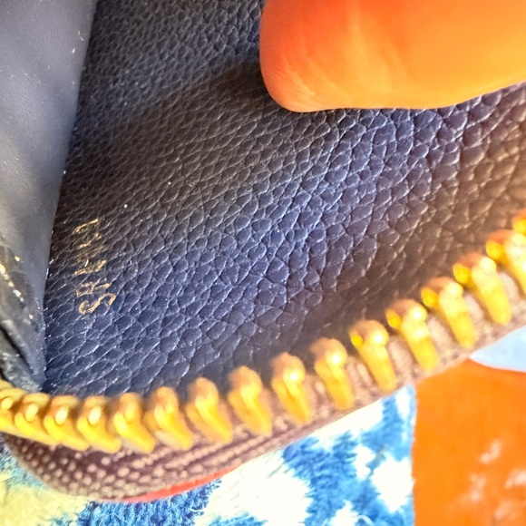 Louis Vuitton Zippy Wallet – Navy Blue Empreinte Leather (Full Set) - Picture 7 of 9